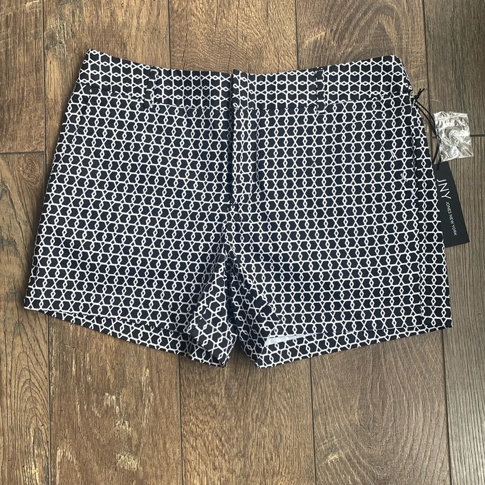 JONES NEW YORK Dressy Shorts -Size 4
